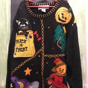 Victoria Harbour Medium Halloween Sweater
